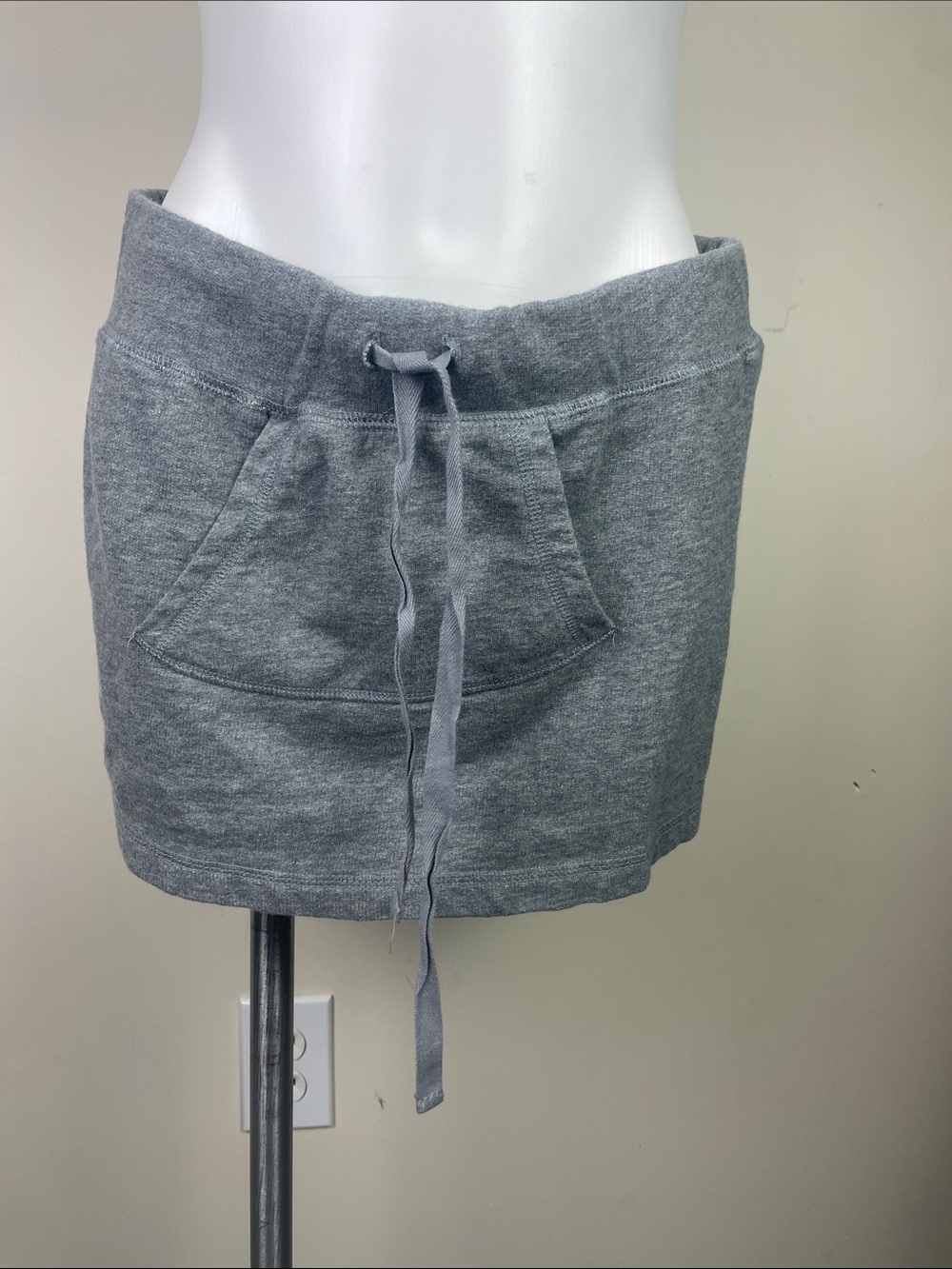 Angels Sweatshirt Material Drawing Skirt Pouch Heather Gray